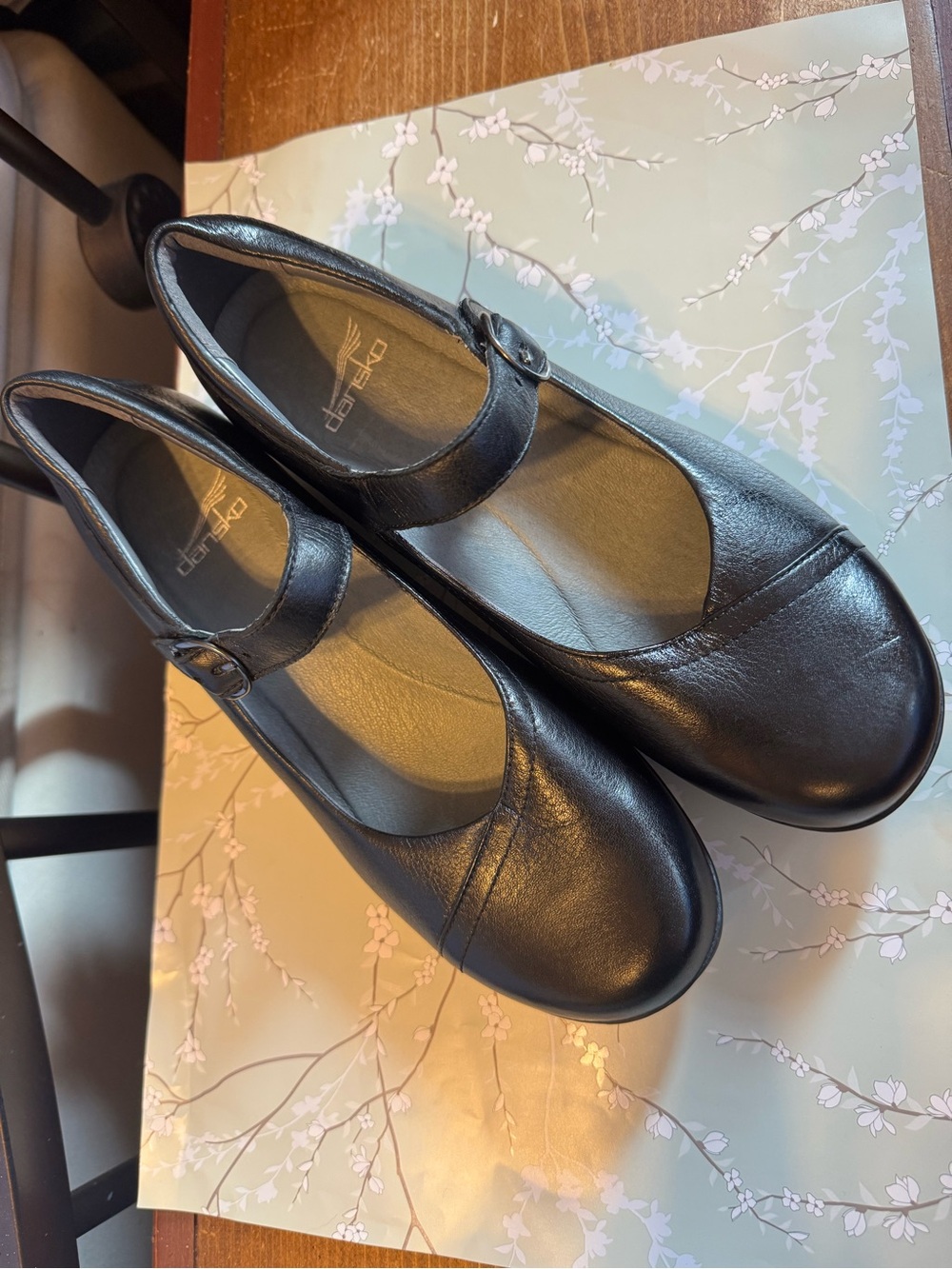 Dansko Black Womans Fawna Mary Jane style, adjustable straps. Size 38/7.5-8